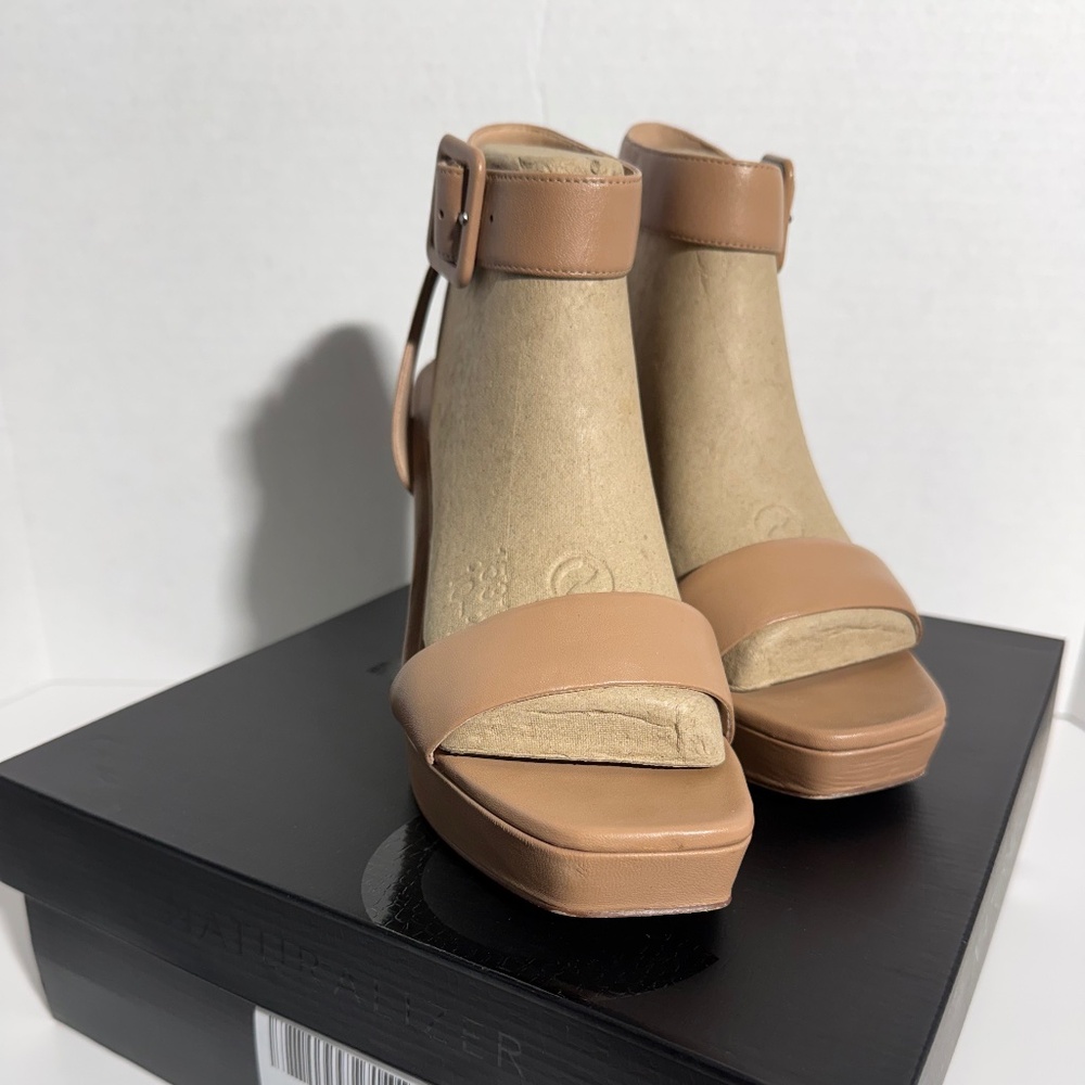 Womens Naturalizer 27 Edit Yumi Ankle Strap Heeled Sandals